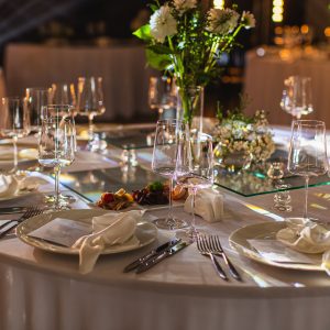 banquet setting